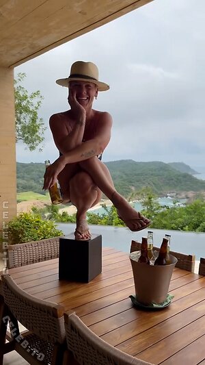 Pink Nude Leaked Photo #4