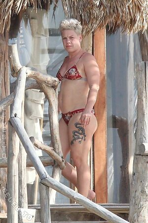 Pink Nude Leaked Photo #75