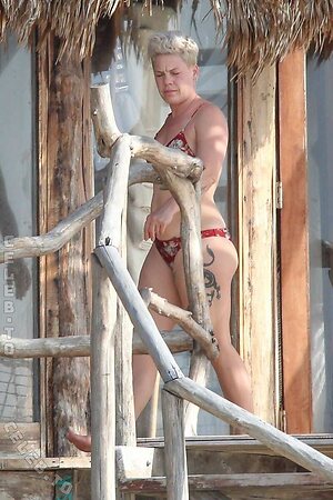 Pink Nude Leaked Photo #81