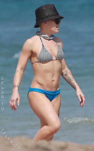 Pink Nude Leaked Photo #105