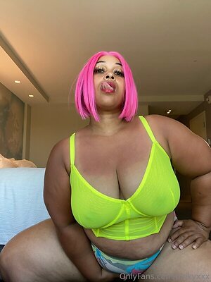PinkyXXX leaked photo #3