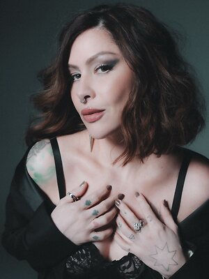 Pitty leaked photo #4