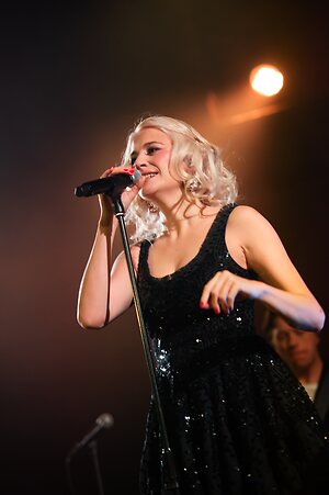 Pixie Lott leaked photo #26