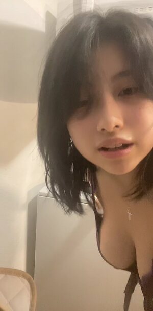 Pixie.housewife leaked photo #4