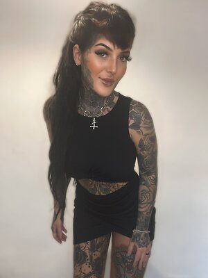 pixiepeachvip leaked photo #2