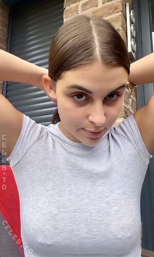 Pkshelenaofficial photo