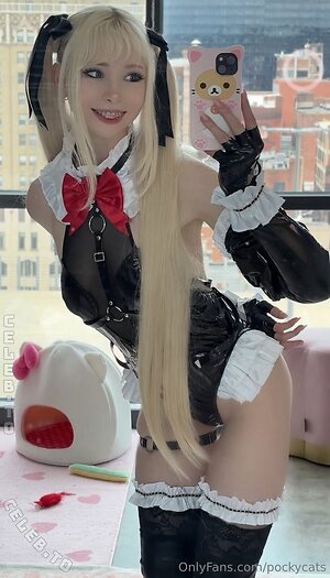 Pockycats/Mennah Nude Leaked Photo #13