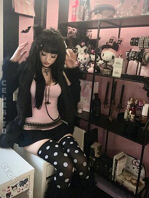 Pois0nedvmp1re Nude Leaked Photo #40