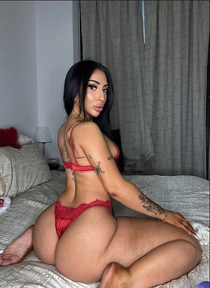 polleen.vip leaked photo #53