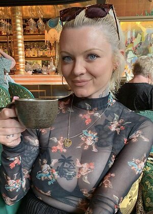 Polly James leaked photo #31