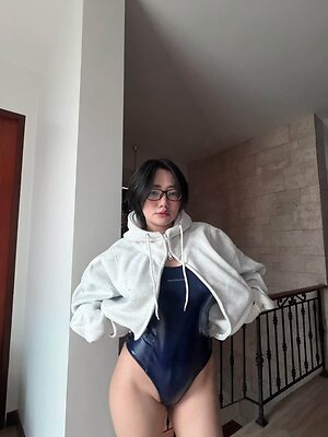 Poon Warunya leaked photo #7