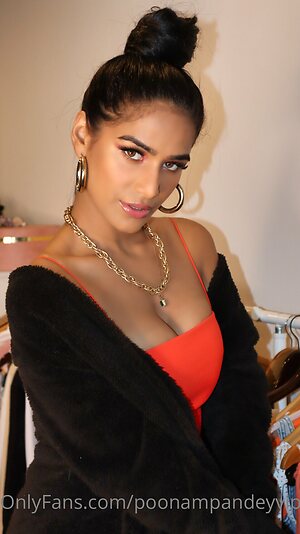 Poonam Pandey leaked photo #23