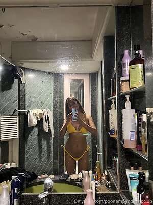 Poonam Pandey leaked photo #97