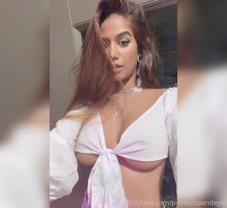Poonam Pandey leaked photo #105