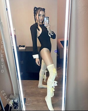 Poppy Nude Leaked Photo #11