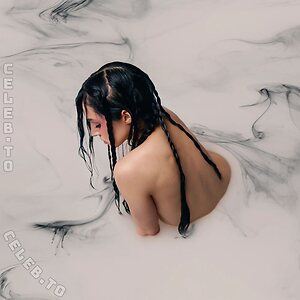 Poppy Nude Leaked Photo #18