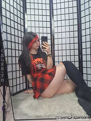 Powerkruemel Nude Leaked Photo #17