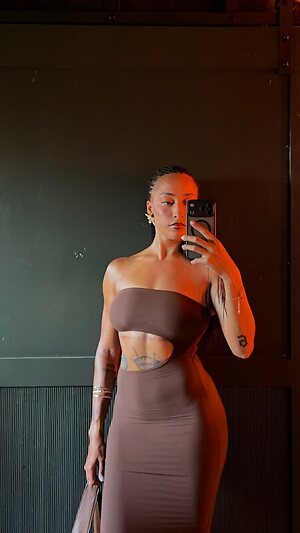 Praying Mantis Nude Leaked Photo #2