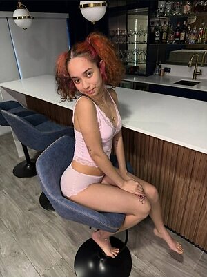 prettyluhhangie leaked photo #26