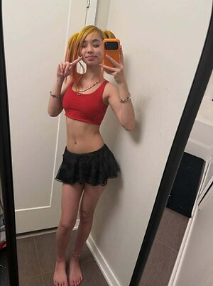 prettyluhhangie leaked photo #58