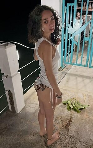 prettyluhhangie leaked photo #64