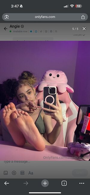 prettyluhhangie leaked photo #81