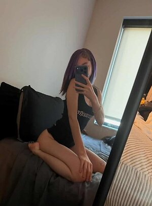 prettyluhhangie leaked photo #116