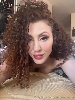 Princess Donna Dolore Nude Leaked Photo #25