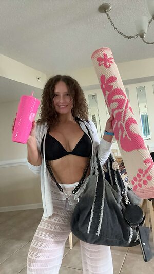 Princess Glitterhead leaked photo #5
