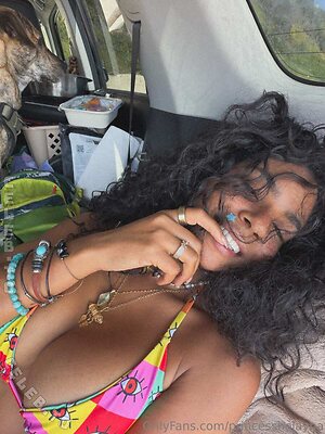 Princess Helayna Nude Photos