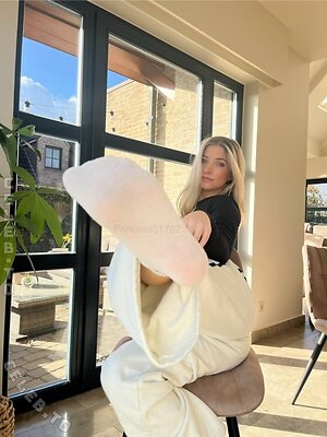 Princess Polly Nude Leaked Photo #25