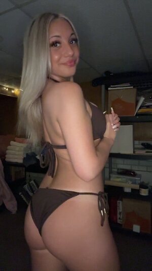 Princessgrac1e Nude Leaked Photo #27