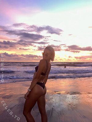 princessmaikelea Nude Leaked Photo #2