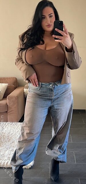 Priscilla Huisman Nude Leaked Photo #19