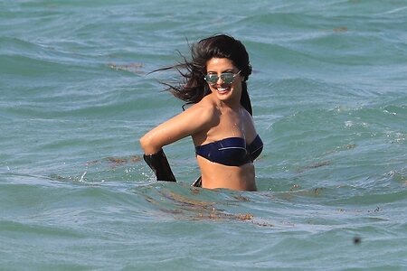 Priyanka Chopra leaked photo #43