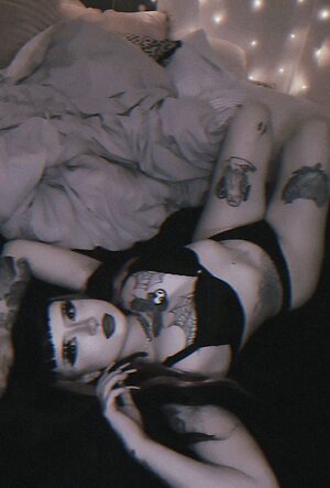 Prophetpaint ; retired onlyfans creator leaked photo #9