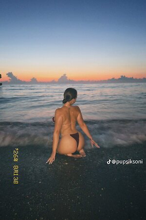 pupsiksoni leaked photo #9