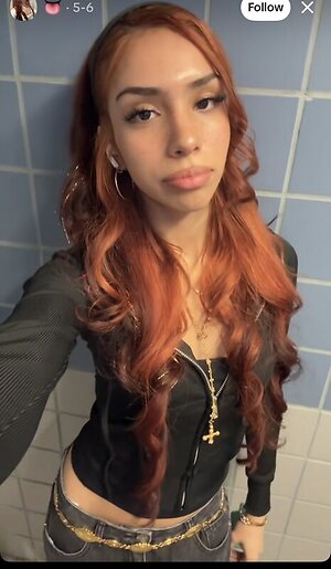 Pyt.Naomy