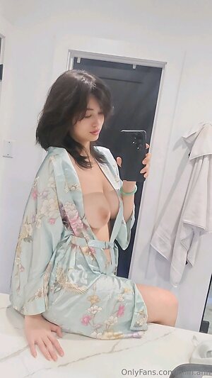 Qilin Nude Leaked Photo #37