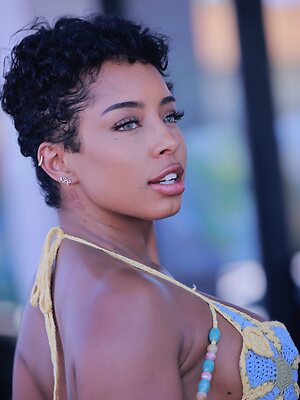 Qimmah Russo leaked photo #38