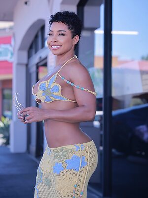 Qimmah Russo leaked photo #39