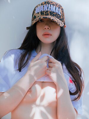 Qinweiyingjie leaked photo #2