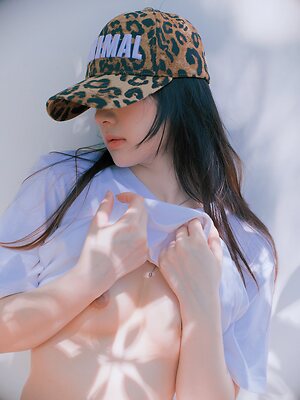 Qinweiyingjie leaked photo #5