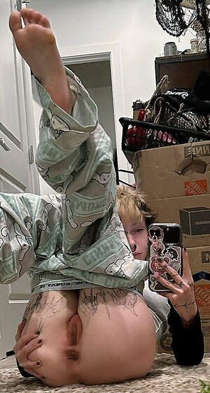 Quarl leaked photo #11