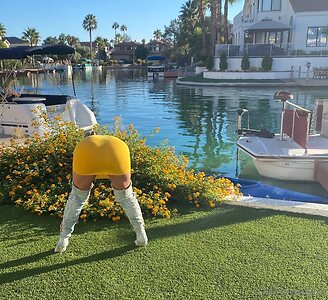 Quinn Waters leaked photo #13
