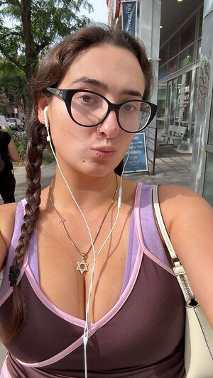 qveenjulia leaked photo #26