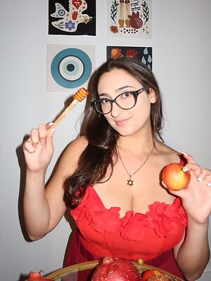 qveenjulia leaked photo #49