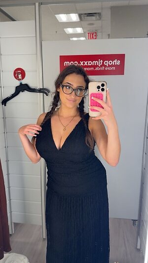 qveenjulia leaked photo #87