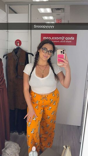 qveenjulia leaked photo #88