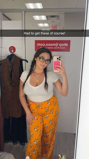 qveenjulia leaked photo #89